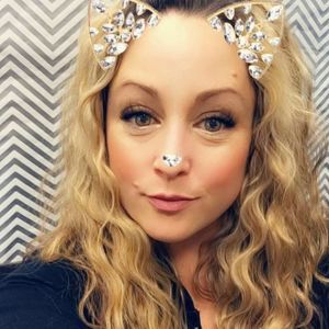 Meet your Posher, Jenn